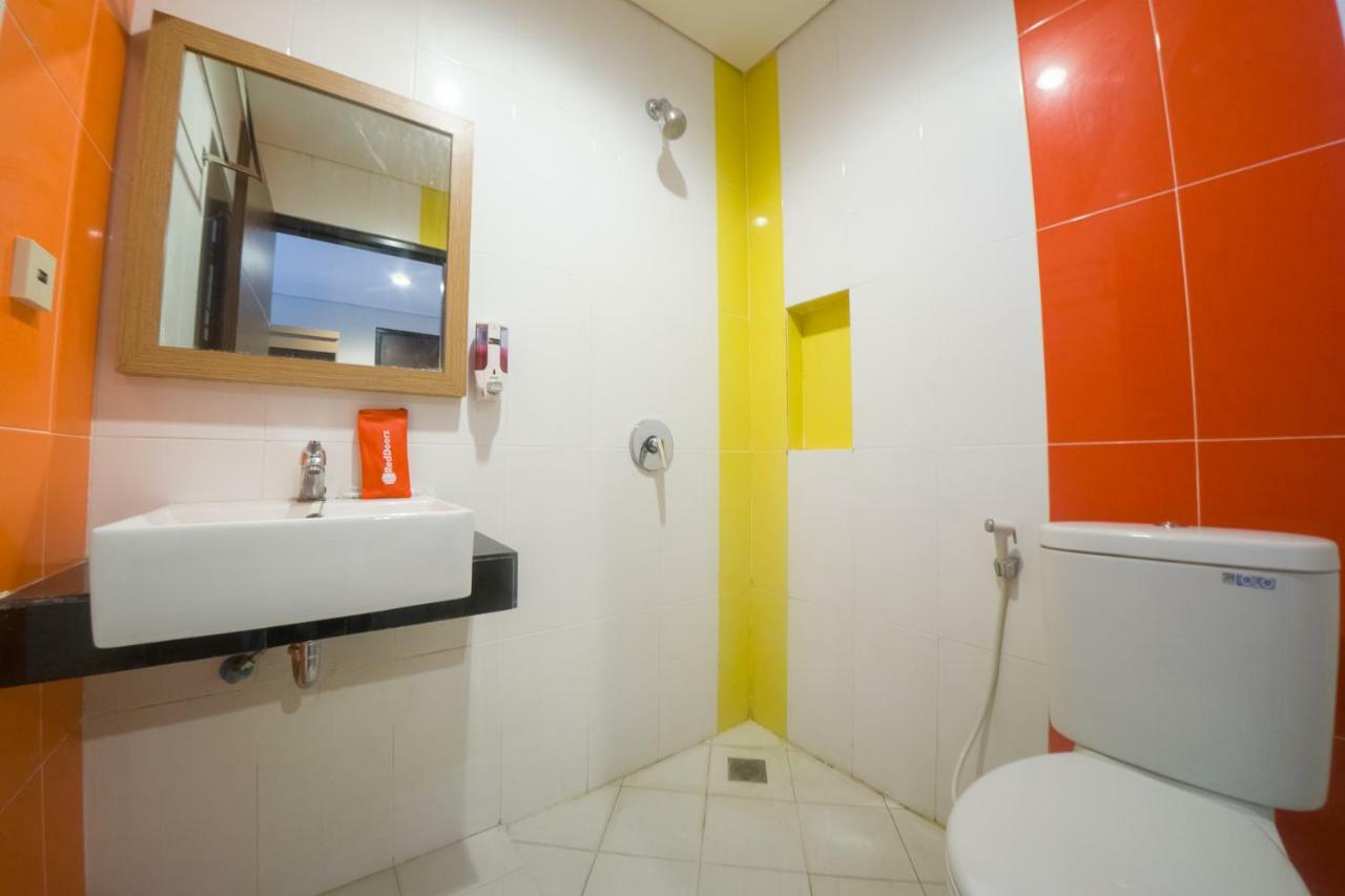 Budget Hotel Ambon Exterior photo